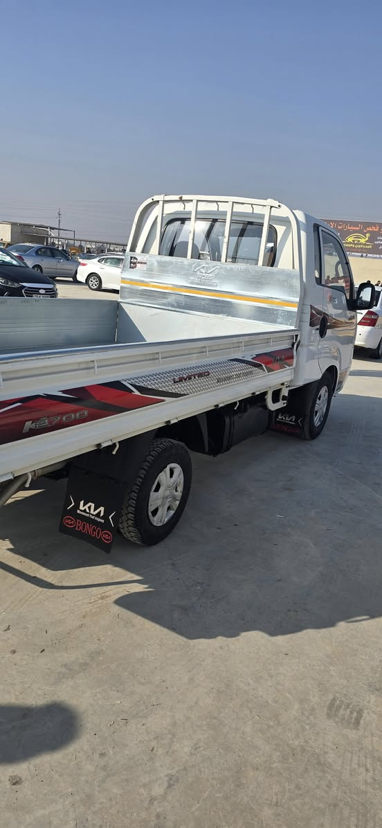 سلام عليكم كيا موديل 2022كفاله عامه رقم واسط مشروع وطني مكانه ناصريه قضاء الفجر للاستفسار تصل بل رقم***********
