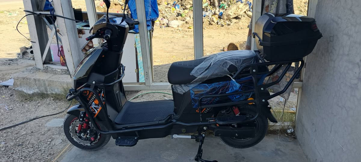 دراجه للبيع ليثيوم ٦بطاريات سرعته ١٢٥
موديل 2026 ماشيه ٤٠٠٠دراجه جديده خير من الله  استفسار 
***********
‏‪***********‬‏
