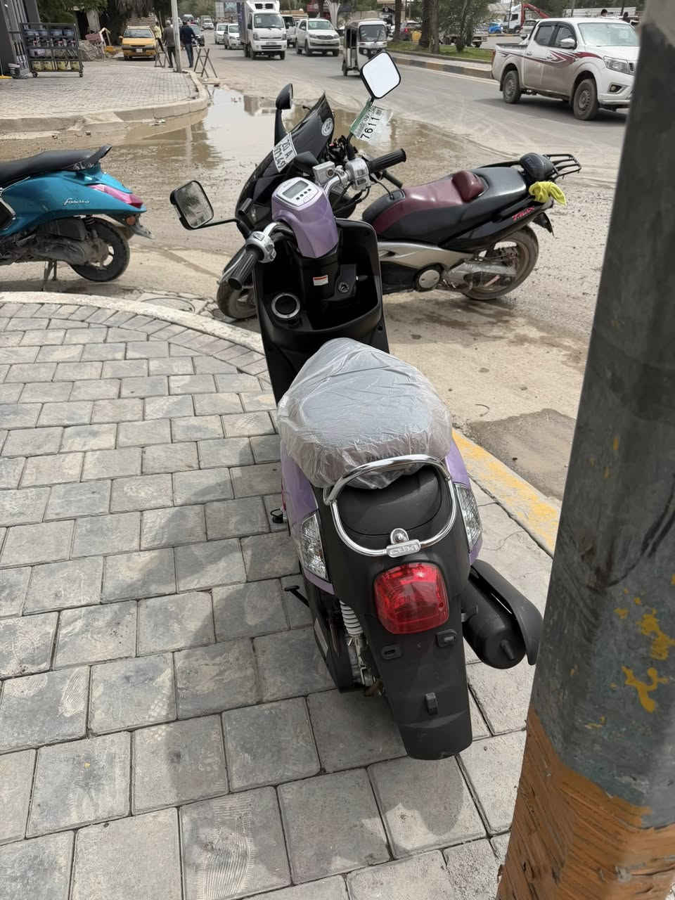 السلام عليكم دراجه بوليس رمبة جديده الدراجه زيرو ماشيه 2300 برغي بالدراجه ما مفتوح تجي تاخذهه او تطلع لا أتعبني ولا ابد من الأخير سعر 2 مليون عراقي قفل حك جيتك ع راسي أخليك رقم *********** مكاني ساحة الوثبه او الصدريه او شارع فلسطين كريم الندا
