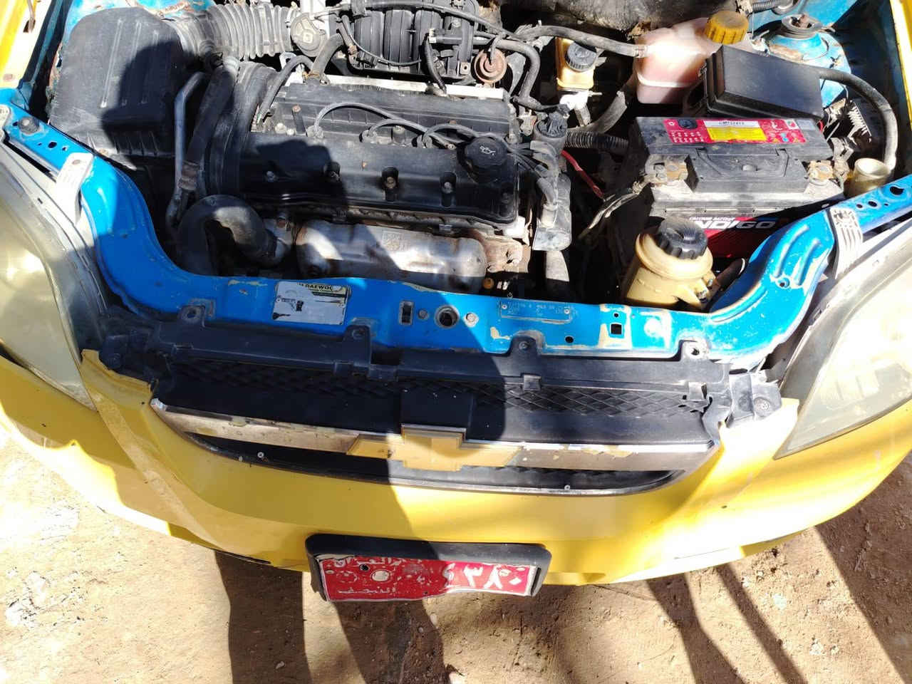 سلام عليكم افيو موديل 2007 رقم نجف احمر حره مامطلوبه مداور شوكت ميعجبك خليجي مكفوله من الضربه مكينه وكير جدد  وحداديه وكهربيات جاهزه مالكه بلنجف عنواني نجف سعر 20 وبيه مجال ***********
