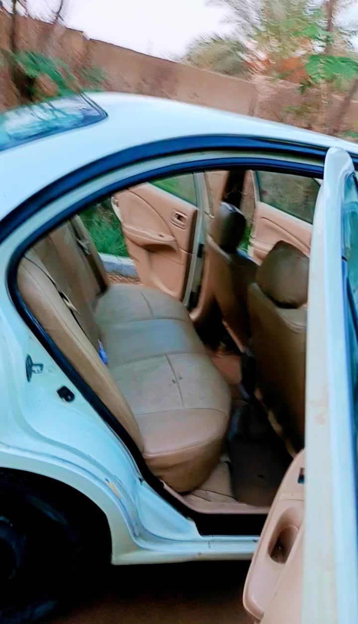 نيسان سني ياباني 2008
تخم تاير حدادية تبريد تدفه كهربائيات كله شغاله
مصبوغة حزام 
رقم بغداد انكليزي 
السعر89 وبيه مجال 
***********
