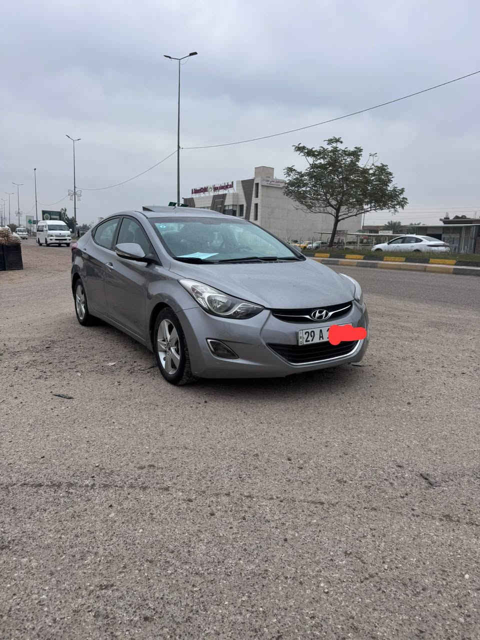 يالله من رخصت الادمن عندي النترا موديل 2013 وارد أمريكي حادث جاملغ وبنيد فقط بدون دواخل السياره فوال واحد على واحد فتحه شاره بل مري بصمه شاشه كبيره لد امامي خلفي رقم انكليزي بسمي تحويل ثاني يوم السعر 88 وماكو النترا فوال بهيج سعر مكاني بابل تصل ***********
