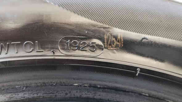 اسلام عليكم واصل وجب جديد طخم عدد 4 تايرات حجم 17صيني جديد 15يوم مستخدم جديد لا كسر لا عنجور لا يابس لا فتيل لا ركع شرط الفحص إنتاج 2025 سعر 140 الف عنوان كركوك قادسي أو لا يم نادي سولاف *********** ***********
