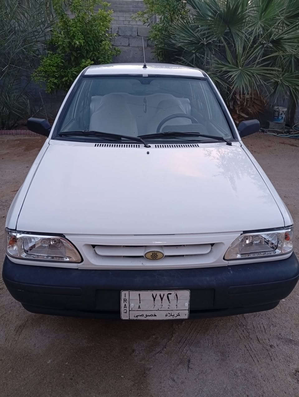 اخوان سلام عليكم ورحمه الله وبركاته..سايبه مديل 11سياره رش عام مكفوله من تبديل..محرك جديد شرط كير شرط تخم تاير جديد باتري جديد دواخل حلوه..سياره كنراتها وصفاحها موس كدام عينك وتفرج ترايك وين مايعجبك رقم كربلاء شبه مميز رقمها شرط المداور..
سعر المطلوب 33وبها مجال قليل حك جيه مكان سياره كربلاء 
***********
اخوان سياره متعوب عليها ونشرتها بسعر مناسب تراجاكم الخاص مغلق فقط اتصال..وشكرا
