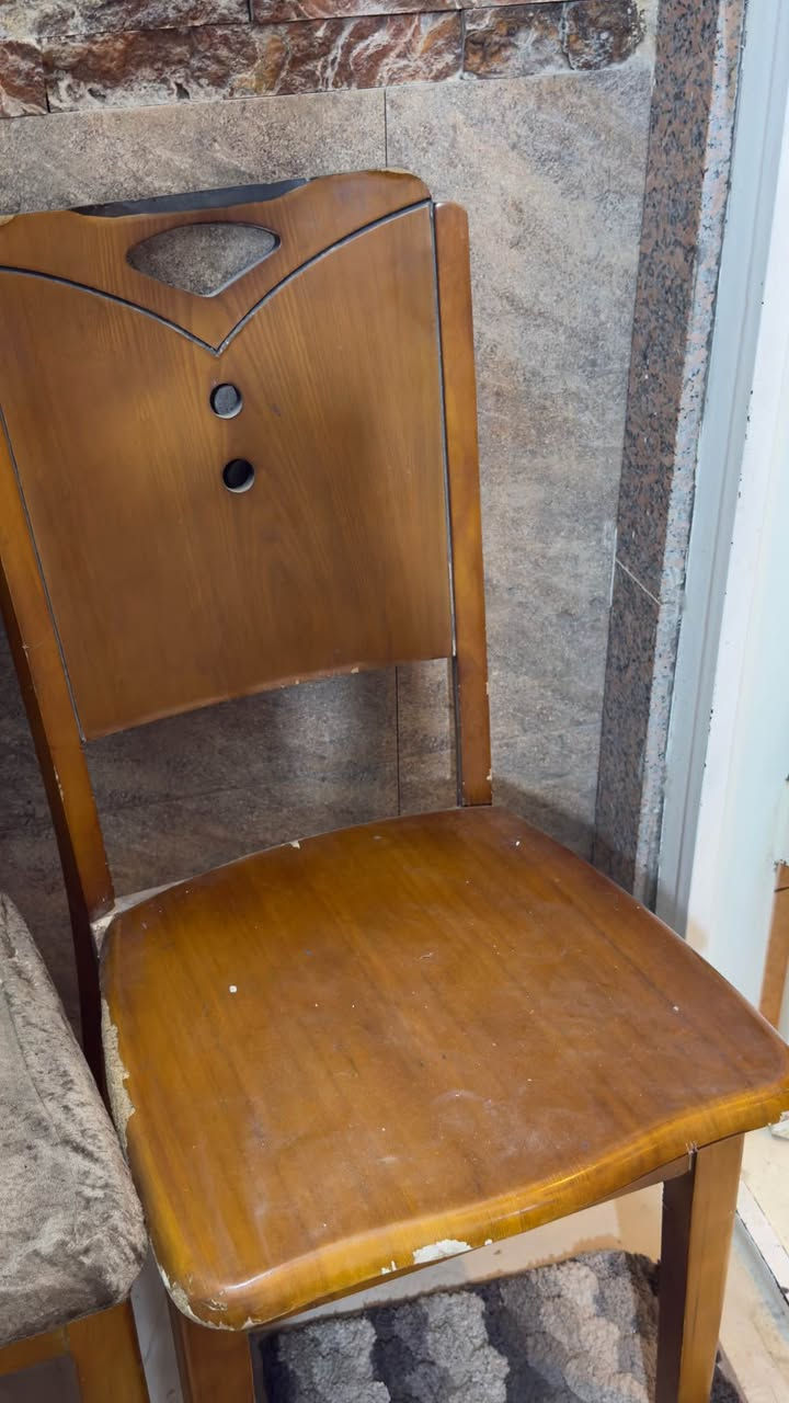 ميز طعام مع ٦ كراسي خشب جوزي مصبوغ من فوك مثل لصوره  ب٩٠ وبي مجال النجف, العراق


**إذا كنت صاحب هذا الإعلان وتريد حذفه لأي سبب، رجاءا أرسل رسالة إلى الدعم الفني**