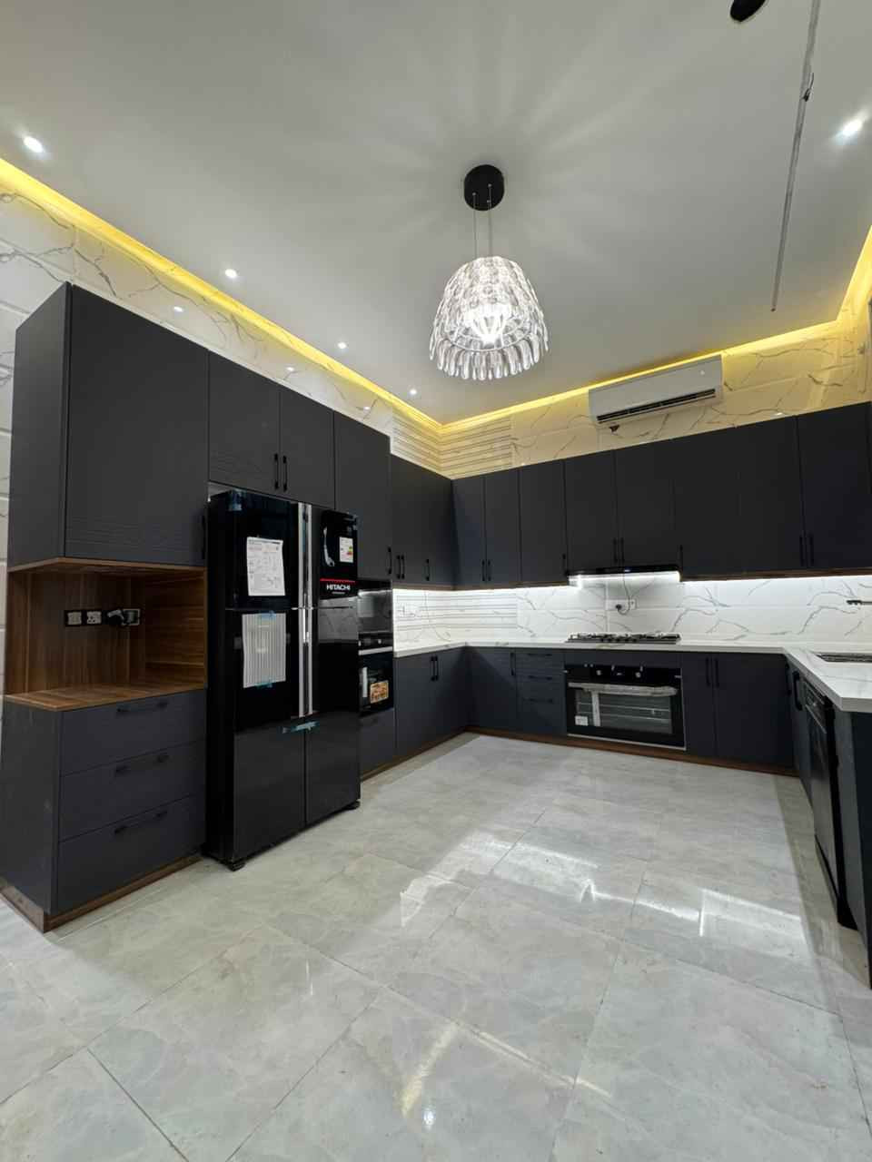 Aristo - ارسطو للمطابخ والديكورات 
"ما راح يطولها عليك…
لأن اللي مقدمة ارسطو هالمرة فعلاً عرض خرافي ما يفوت !
-سعر المتر الطولي صار 350 الف فقط
-يعني تخفيض 30% + هدايا اجهزه كهربائيه ما تصير كل يوم! 
-تصميم 3D مجاني يخليك تشوف مطبخك قبل التنفيذ!
-مواد أوروبية عالية الجودة"
دز رساله هسه وخلي
مطبخك جزء من العرض 
📍 العنوان: بغداد
 للتواصل واتساب :
*********** بغداد, العراق
