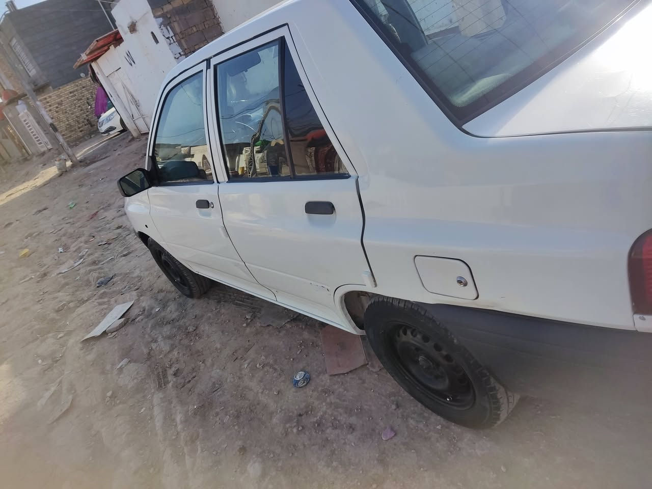 السلام عليكم سايبه للبيع موديل 16 سياره مكينه  حداديه خير من الله السعر 38 رقم قادسيه مكان السياره ديوانيه. ***********
