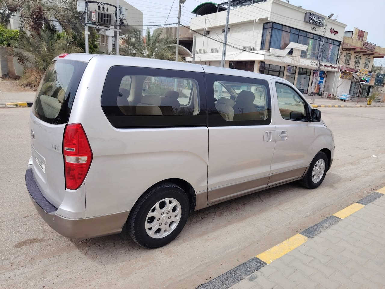 عيدكم مبارك للبيع او مراوس مديل أحدث مع الفرق حاظر ستاركس مديل ٢٠٠٩ محرك بانزين بلاد كير عادي خليجية داخل  بيجي رقم نجف دولي بسمي كفاله عامه شرط تفحص سونار ماذب عليها ربع ماشيه ١١٠ حقيقي محرك بلاد مامفتوح مكاني نجف بالمشخاب ***********
