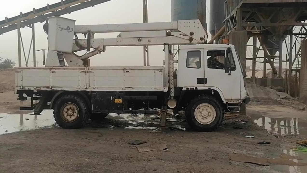 مكلف بالنشر .كرين باسكل  نوع داف امريكي موديل 2014 جاهز للعمل .نضيف جدا.,كير مكينه ذهب   ....الاتصال على الرقم .،،***********
