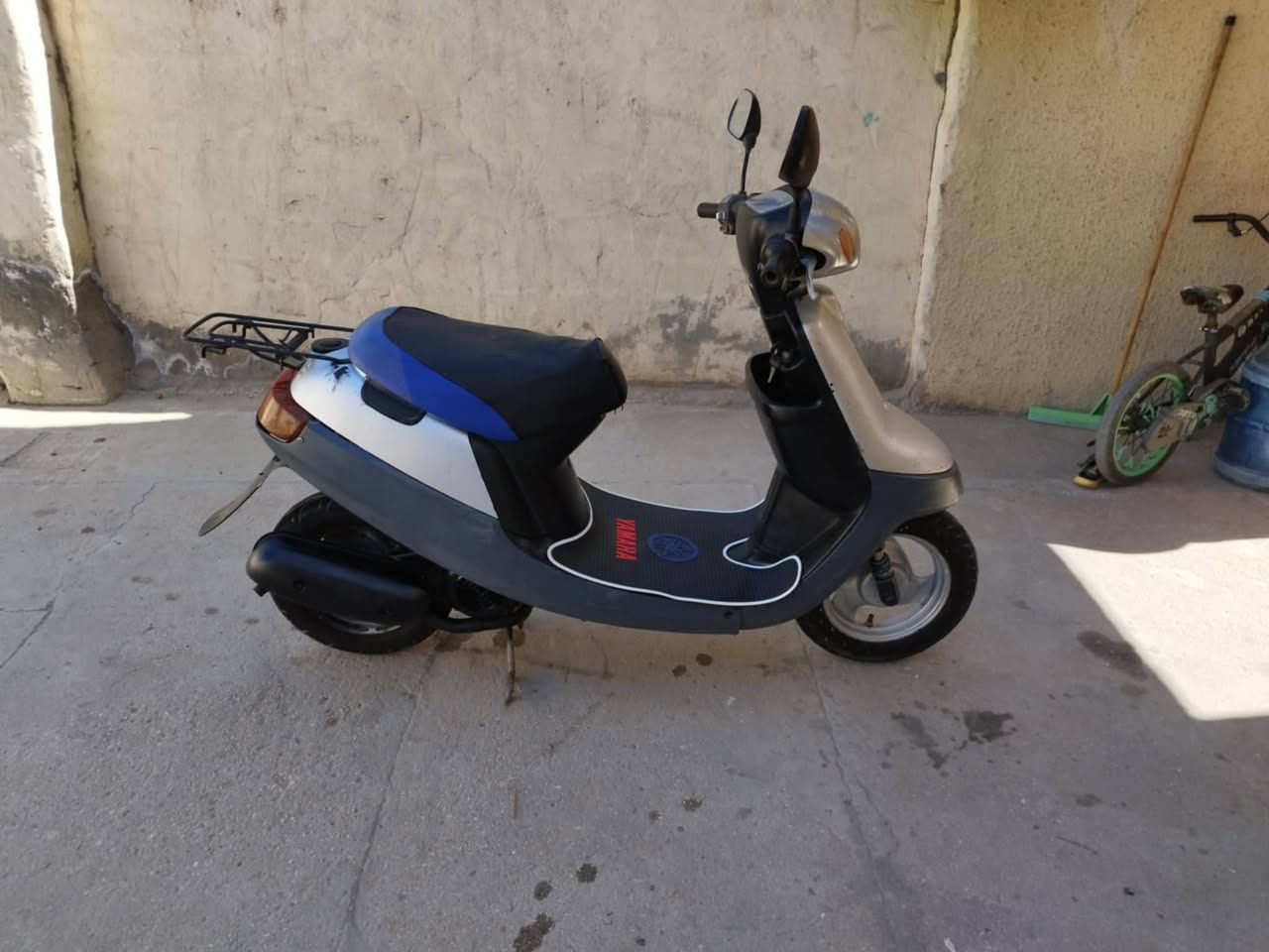 دراجه بطه للبيع نضيفه كلش مكينه مامفتوحه ناعمه اي صوت مابيه شلعه قويه ٦٠ دك كهربائيات كله شغاله دراجه خير من الله سعره ٣٠٠ اليريده يجي خاص


**إذا كنت صاحب هذا الإعلان وتريد حذفه لأي سبب، رجاءا أرسل رسالة إلى الدعم الفني**