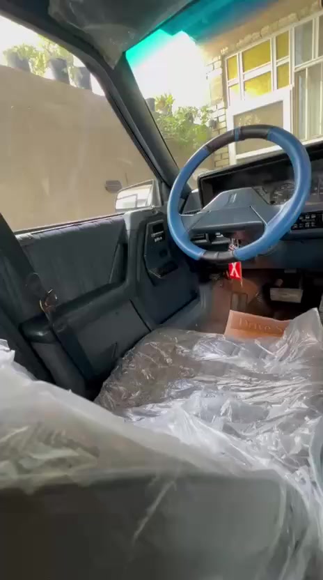 سلام عليكم
سياره اولدز موبيل للبيع 
موديل 1990
السياره صبغ عام جماليه مكفوله من ضربه 
كبات الشركه ما مفتوحه بل كارتون بعدها بعلامه الشركه
مع صندوك الشركه الاخضر للمواد الاحتياطيه بعلامه الشركه

السياره جاهزه مجهزه 
مكينه  و كير مكفول 
كهربائيات
تبريد تدفئه فول 
داخل السياره كله نضيف 

رقم بغداد مشروع وطني
تحويل مباشر 

 السعر 87 ورقه

‏‪***********‬‏
