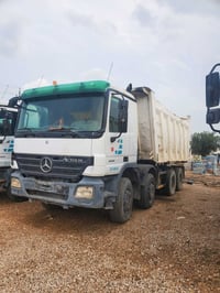 قلابات • عدد 2 • موديل 2010