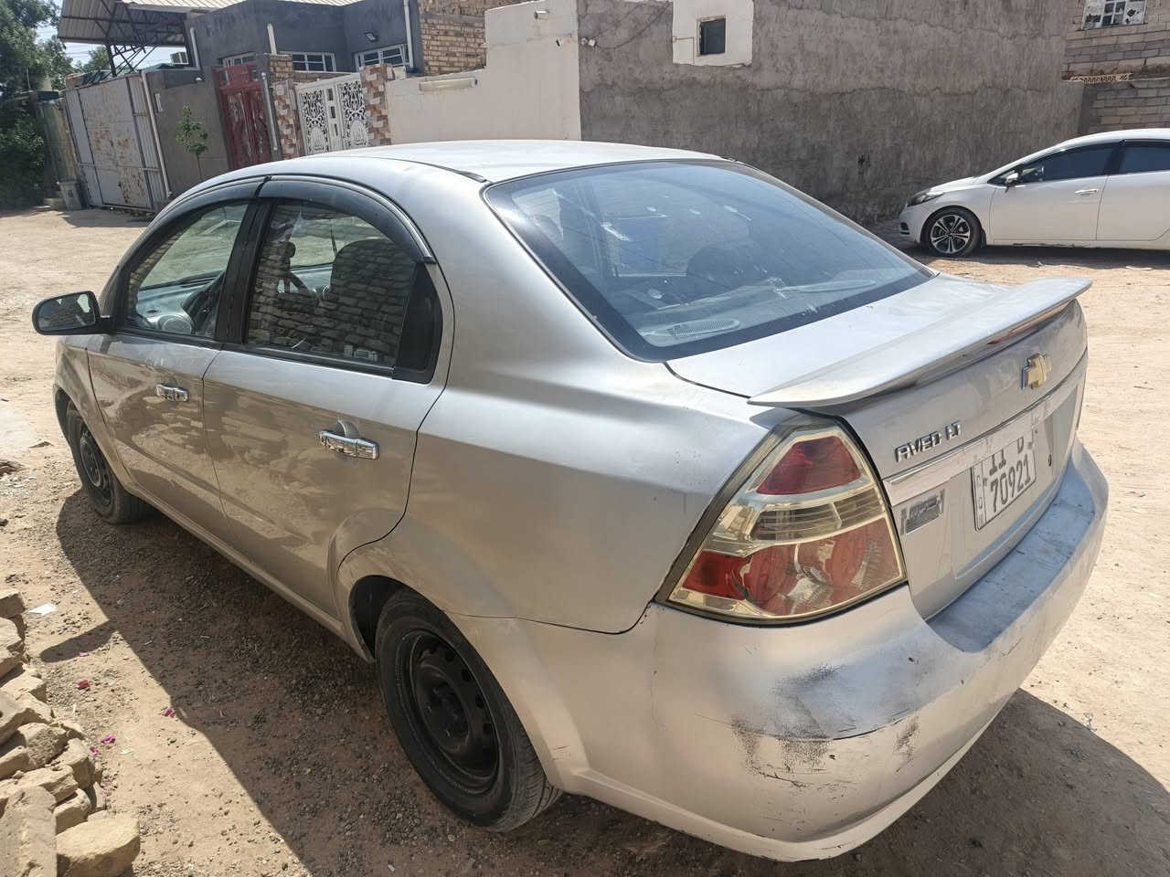 السلام عليكم 
أفيو موديل 2009 امريكي 1600
گير محرك حدادية رحمة من الله 
هزه جديده سنوية ل 2028
نضيفه السيارة ابيع حزام السعر 45 وبيها مجال... 
النجف الاشرف ***********
