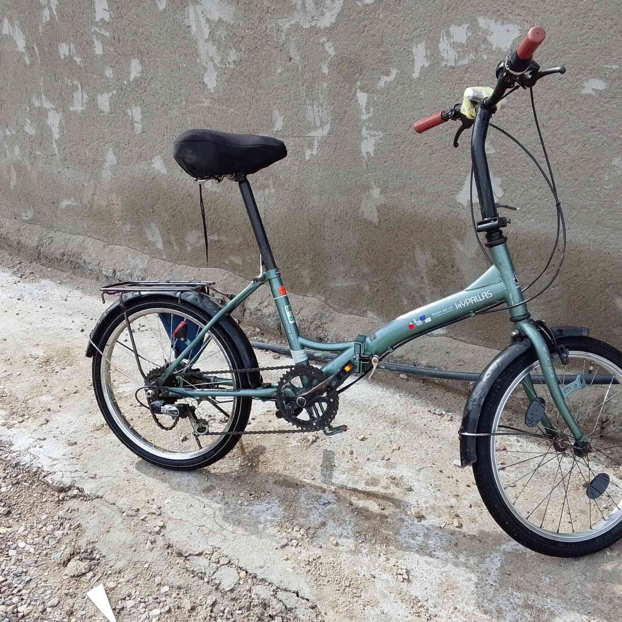 السلام عليكم اخوان بايسكل للبيع البايسكل نظيوهذا الرقم مفصول تعالوا على الواتساب***********
