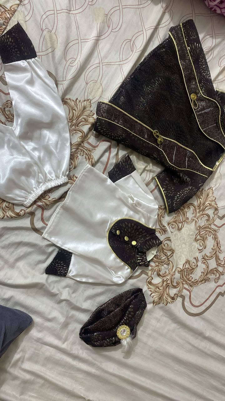 دشداشه وبشت قياس 22 مال طهور ماملبوسه ابدأ قبل فتره جبتها من سعوديه ب 30 واريد ابيعها ب 20 وهذا سيت ثاني ملبوس مره وحده يلبس لحد عمر سنه ناعم هم مال حفلة طهور رايدته ب 15 بي مجال بسيط مكاني بغداد الامين الي تريده تكول ادخل الها خاص


**إذا كنت صاحب هذا الإعلان وتريد حذفه لأي سبب، رجاءا أرسل رسالة إلى الدعم الفني**