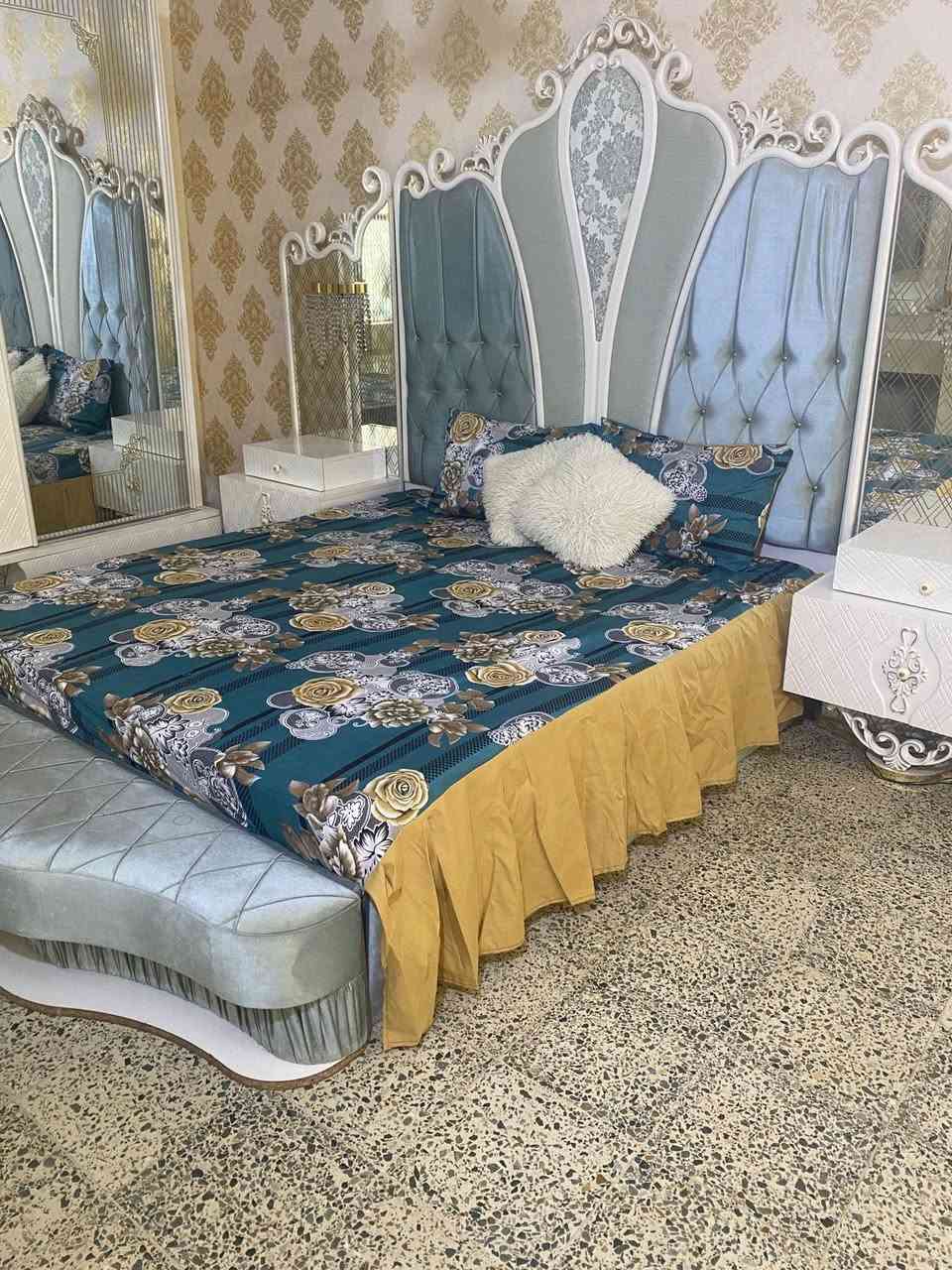 غرفه لبيع نضيفه وجديده تواصل عل هذا رقم ***********
