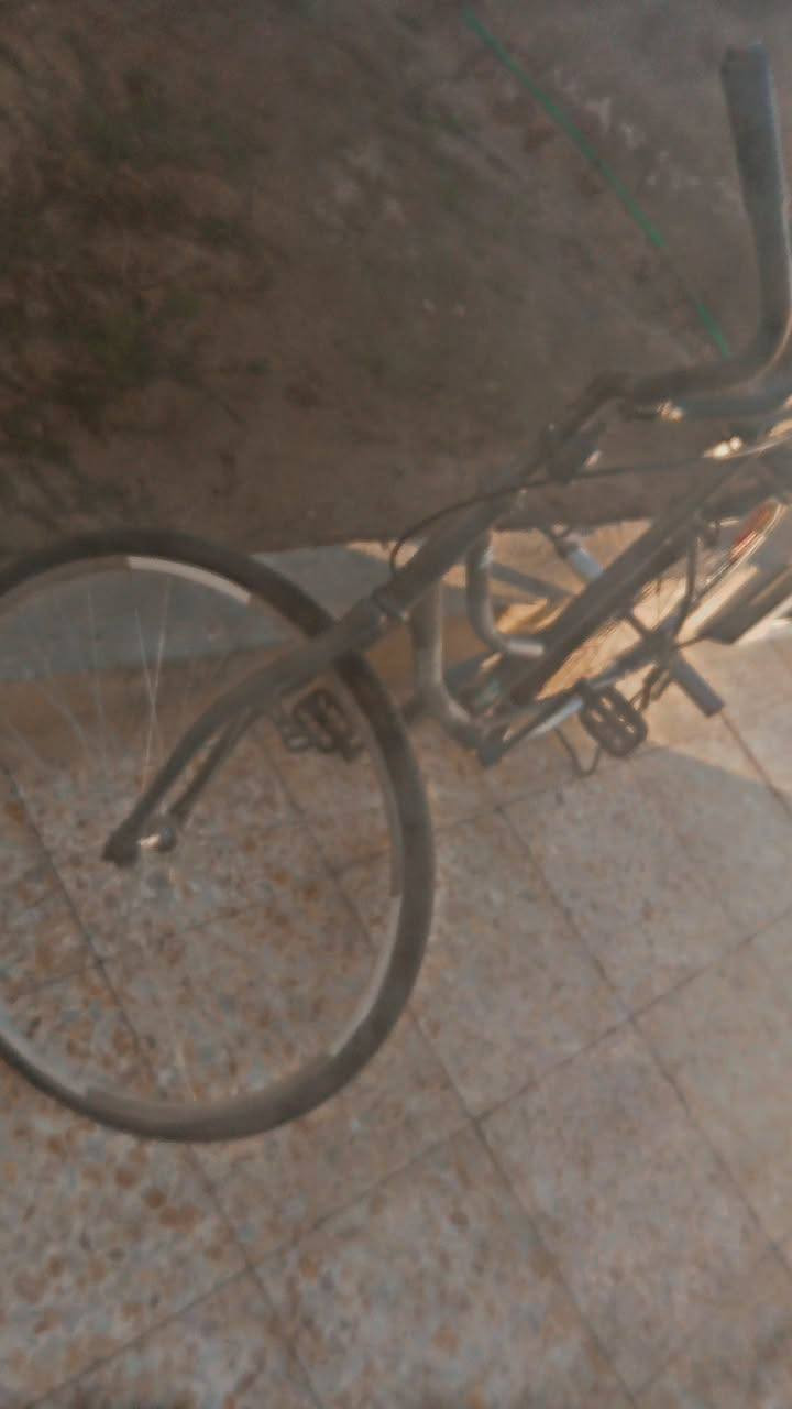 للبيع ريده 70 وبي مجال المكان كربلاء خلف جامعه العميد*********** الرقم بي واتساب
