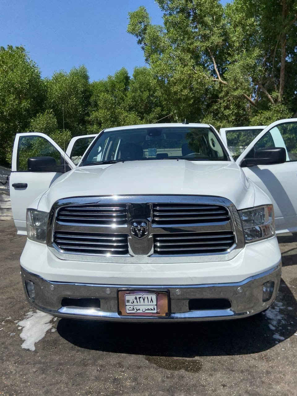 بيكم/ دوج رام مديل 2023 فئة كلاسك  باب طويل بدي قصير المرغوب 
————
محرك 3600  V6سلندر  مكفول
———
حادث امامي سطحي  
مصبوغ البنيد جاملغ  نفسهن لبلاديات 
مذكور بصور صورة الحادث 
—————-
ماشية ١٤ الف  بعدها دهن الشركة 
داخل رصاصي
كير محرك 
اكسل 
صدر خلفي امامي كفاله بشرط 
ورقم بغداد باسمي تحويل ثانيوم 
سيارة نضيفة جدا من ناحيه داخل والتراي وجاهزة مجهزة 
————————-

رقم صاحب السياره 
***********
عنوان بغداد البياع

السعر :: اطلبه بالتعليقات يصلك خاص 📩

#ادارة_الصفحه ⚡

ملاحظه / 🔴
مدير الصفحه غير مسؤول عن بيع وشراء واصوليات السياره نحن صفحه لعرض السيارات فقط.
