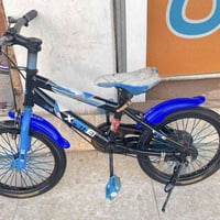 باسكيل حجم 16 نضيف شرط نظافه بدون اي عيب شلونه بل صوره هيج سعره 35نهاي...