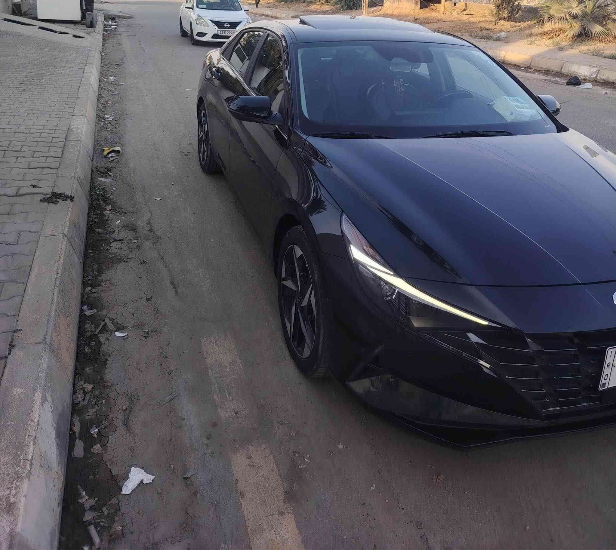 السلام عليكم 
النترا موديل 2023 اللون اسود 
مواصفات لمتدد فول للاخير 
تخم تاير السيارة جديده خير من الله بيها حادث من امريكا جاملغ خلفي وجاملغ امامي وشويه من البنيد  بدون دواخل وبدون ايرباكات 
والسونار مرفق مع الصور 
رقم بغداد دولي 
ماشيه 63
المكان ديالى بعقوبة السعر 148 وبيها مجال بسيط 
للاستفسار ‭0770 245 9870‬ بعقوبة, ديالى
