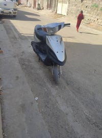 دراجه البيع ماكس قجمه البيع سعر275هذه رقمي 07733544178