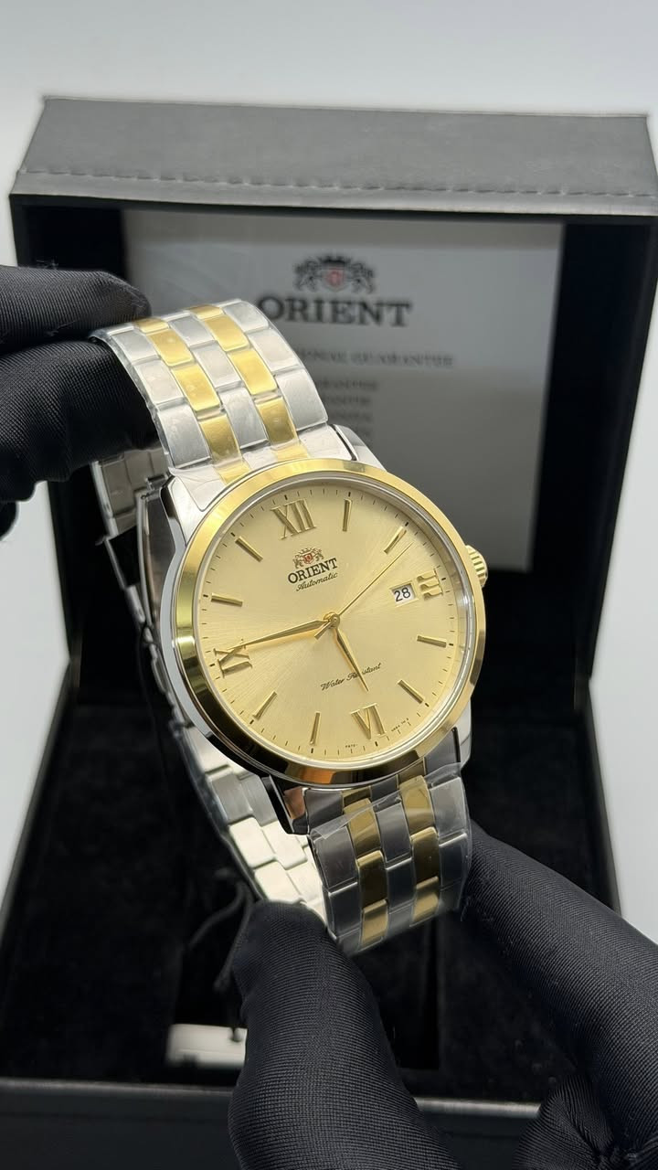 ساعة ORIENT الأصلية
تصميم كلاسيكي فاخر بتفاصيل ذهبية أنيقة تناسب الاستخدام اليومي والرسمي.

المواصفات:

* مكينة أصلية عالية الجودة
* هيكل ستيل بلون ثنائي فاخر
* واجهة ذهبية بتصميم راقي
* عرض التاريخ
* زجاج مقاوم للخدش
* أصلية وكالة مع كفالة وفحص قبل الاستلام

السعر: 410,000 دينار عراقي

للتواصل والاستفسار واتساب:
***********
