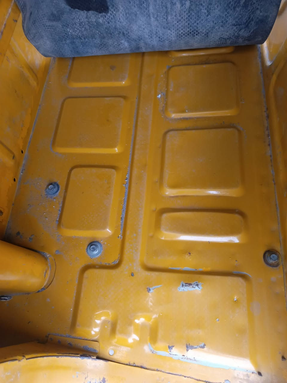 السلام عليكم مكلف بلنشر تكتك 2020 شهر 12 رقم وسنويه تحويل ثاني يوم لاضربه ولاصبغ دوس مامعمره كير ومكينه لاتنقيص ولاتبخير تخم تاير جبلي كهربيات كامله مسجل جاملغات ودعاميه موجودات مكاني بغداد فلكه 83اتصال ***********  متمتواجد عل الفيس
