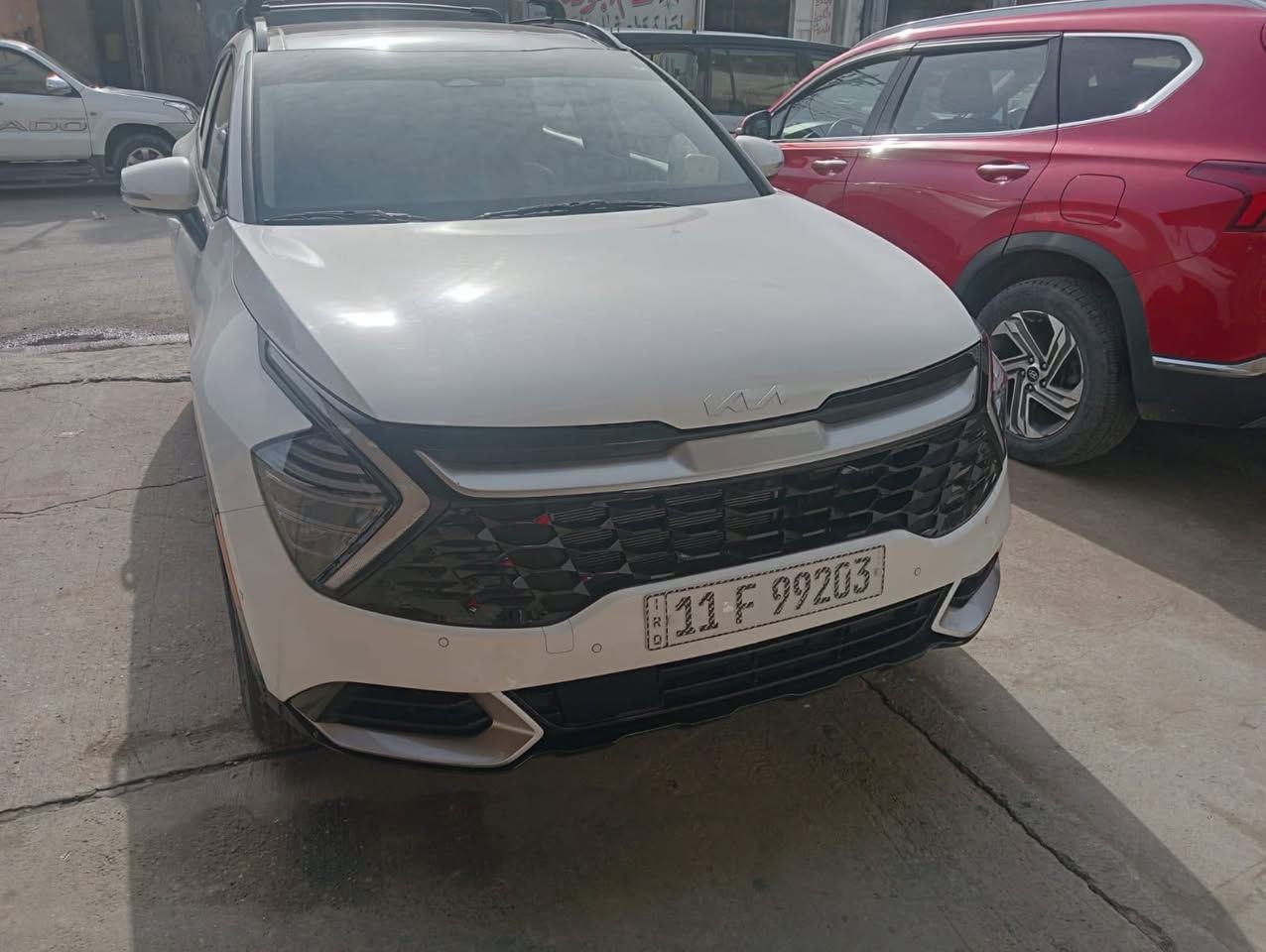 سلام عليكم.  سبورتج. هايبرد. موديل ٢٥ فول مواصفات اس اكس برستيج لون ابيض. ماشيه ١٠ الف. ميل كلش جديده. وجاهزه محرك ١٦٠٠ فتحه. تمشي بالريمونت بصمه جلد بدون اي حار او صبغ بارد سحب نعم تبديل قطع لون رقم بغداد بأسمي ،بدون نقص تبريد كهربائيات كاميرات كلها. شغلاله خير. من الله. سياره السعر ٢١ $ وبيها مجال

سبورتج هايبرد لون اسود ٢٤ موديل ماشيه ٢٣ الف ميل 
مواصفات اس اكس برستيج فول  تمشي بالريمونت بدون صبغ ولا. جوي. ولا. حار.    سحب بارد تبديل قطع فقط لون سياره جاهزه وخير من الله رقم بغداد بأسمي العنوان بغداد الكراده ***********. السعر. ٢١$ وبيها. مجال
