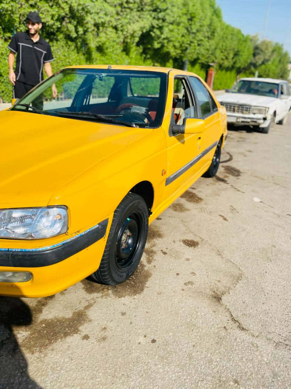 سلام عليكم بيجو بارص مديل ١٥
كير مكينه شرط 
رقم ذي قار 
بيه بجم مبدل السياره 
راعيه موجود 
مكان السياره الديوانيه قضاء الشاميه
سعر ب٢٥ وبيه مجال قليل
مكلف بنشر رقم راعيه 
***********
