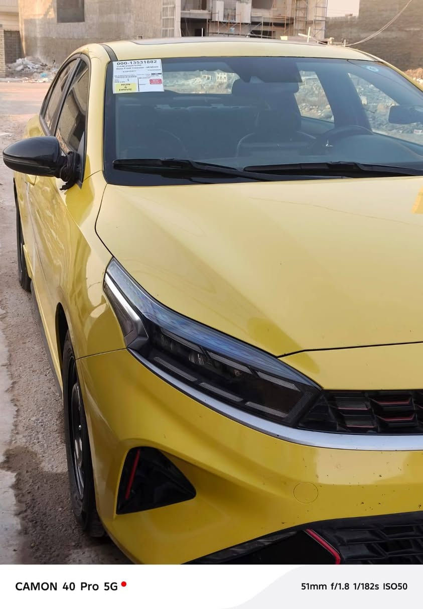 فورتي 2023 بيها شويه بالجاملق اقل شبر معجون وبيها بنيد
ماشيه54الف حقيقي 
بغداد بسمي مكانها صويره واسط
طاك ايرباك ستيرن بس 
سعر ا تصل وصور الحادث واتساب تعال ***********
