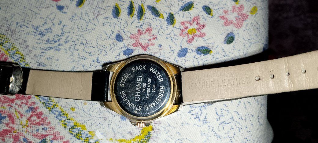 سلام عليكم ساعه لللبيع


**إذا كنت صاحب هذا الإعلان وتريد حذفه لأي سبب، رجاءا أرسل رسالة إلى الدعم الفني**