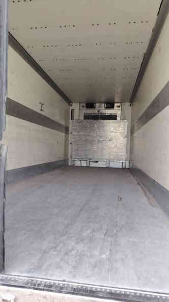 اكتروس سحال ريتايدر 
ميكا سبيس 2011

حجم 41
براد شغال 
غرفه السياره نظيفه وحلوه 
ماشيه 800الف 
تخم تاير جديد 
تخم ويل كب جديد 
كير ومحرك واكسل وريتايدر بالشرط 
رقم سليمانيه تحويل ووكاله
 
مكان السياره كلار 

رقم صاحب السيارة ***********

السعر 650ورقه
