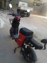 دراجه شحن البيع دراجه حلوه وتخبل وجديده ستعمال قليل السعر خاص 07777484...