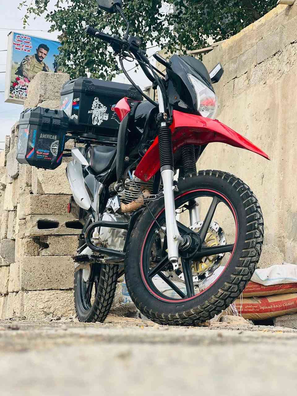 سلام عليكم
قفاز لونسين مديل 23 ونازله بنهاية 25
مرقم اربيل نضيفه واي نقص مابيه مستعجل ع بيعته
سعره 1600 وبيه مجال قليل
***********
***********
