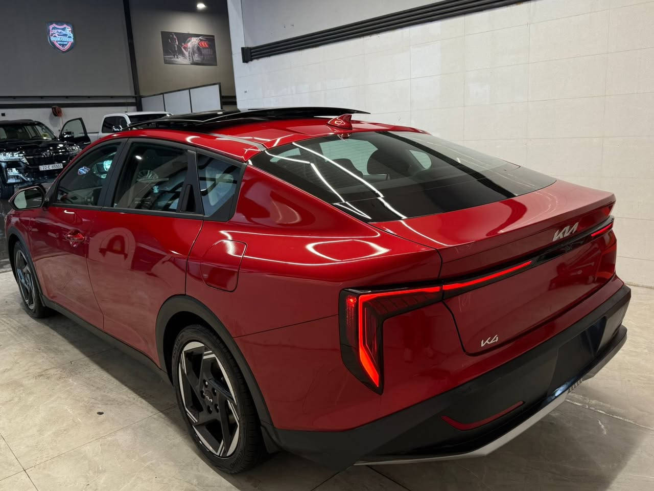 🔥 كيا K4 موديل 2025 – فئة GT-Line 🔥السعر مناسب جداً
⚡️175 $ وبيها مجال 
ماشيه 900 ميل يعني زيرو 
محرك 2.0 لتر 4 سلندر  دوش
واستهلاك اقتصادي  
نظام GT-Line بلمسات رياضية مميزة داخل وخارج  

شاشة مزدوجة كبيرة (عداد + ترفيه)  
كاميرا خلفية + حساسات  
شحن لاسلكي + تشغيل بصمة  
بانوراما  + إضاءة داخلية مميزة  

نظام أمان متطور:  
تحذير مغادرة المسار + مثبت سرعة ذكي  
الصبغ بونيد وشبر جاملغ تعديل فقط بدون دواخل حادث جداً خفيف
السياره بدون رقم تترقم جميع محافظات كردستان 
المكان اربيل 📍
للتواصل ☎️ 
***********
