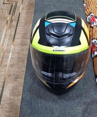 اكسسوار سيارة • نضيفه • مستعمل