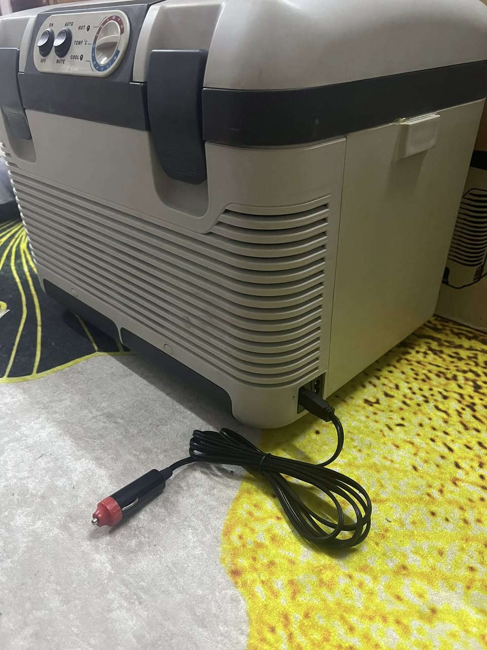 ثلاجه محموله تشتغل بل سياره وعلى كهرباء بلبيت هم تفيد سفرات طلعات وهواي شغلات خلي سعرك وأعلى سعر ابيع على تم


**إذا كنت صاحب هذا الإعلان وتريد حذفه لأي سبب، رجاءا أرسل رسالة إلى الدعم الفني**