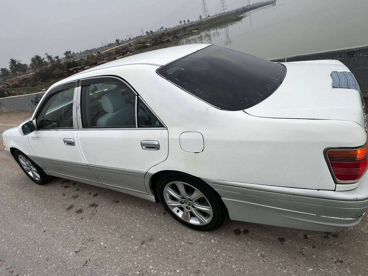 ‏‪***********‬‏السلام عليكم ورحمة الله وبركاته
سياره (#ادوات ادوات) كفاله من السرقه والعشائر والنتر بوولل كير مكينه حداده خير من الله #متوم #طبقالاصل  رقم سنويه بليته كلها كامله كصه جنطه فقط سياره مابيها كل نقص  #40وبيها مجال
