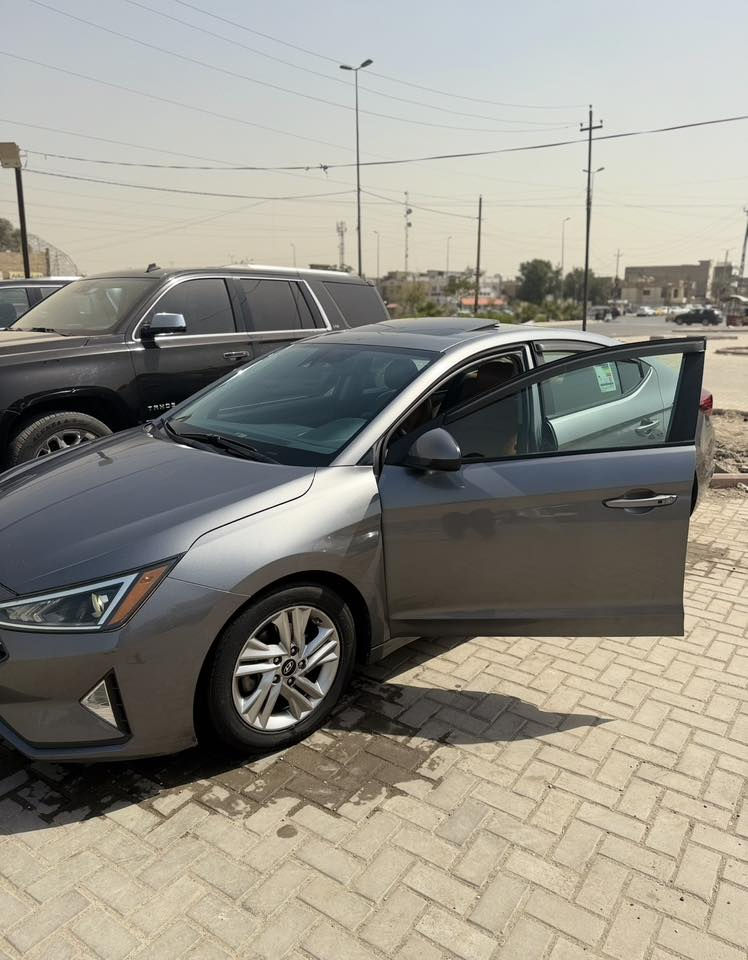 سلام عليكم للبيع النترا 2019 وارد امريكي حادثها باب وجاملغ خلفي و باب كلير بجم كبس ناشر صور الحادث والسونار كلشي يمك رقم بغداد الجديد بسمنه ماشيه 100 معروضه ب 127 مكاني بغداد حي الجهاد للاستفسار ***********
