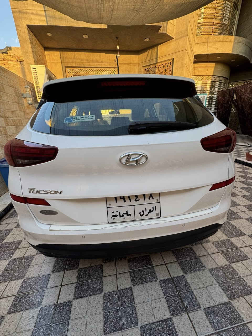 توسان 20 خليجي للبيع 
رقم سليمانيه  
فوول مواصفات 
بصمه 
السياره على وضع الشركه جاهزه  كل نقص ما بيه كير مكينه حداديه تبريد ماشيه 78 الف 
بيهه كم بارد بسيط ومكحلات عندي سونار بيهه 
مكفوله من الصبغ والتبديل 
سعرها 190 وبيه مجال 
للاستفسار ‭
0774 425 5757‬
ديوانيه
