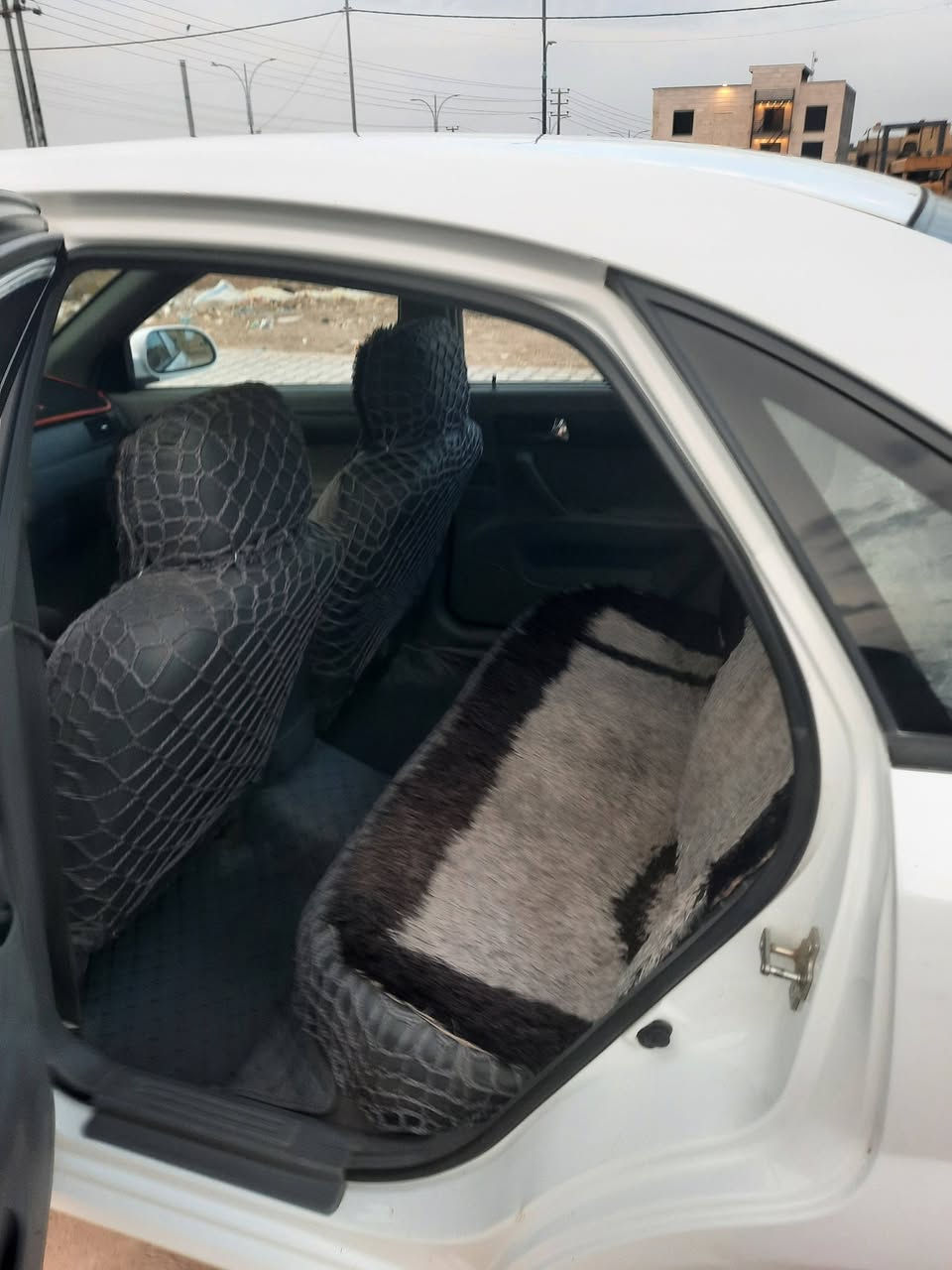 السلام عليكم ابوتره موديل 2013 مكفول كفاله عام من كشر مكينه كير تخم تاير صدر جديد دوشمه كشتات وكاعية مابيه كل نقص السعر 95 وبيه مجال الاتصال ***********
