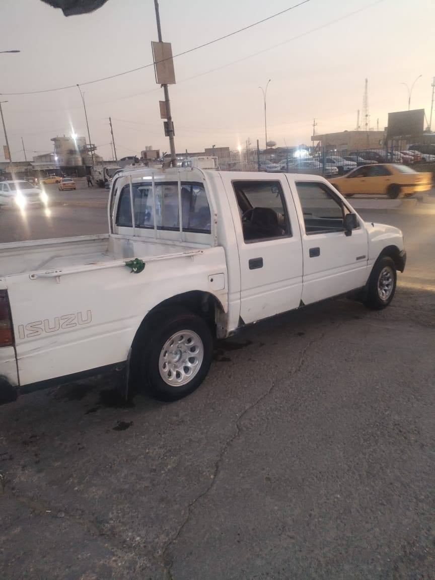 سياره زوزه موديل 94 كير اوتماتيك السعر 22 وبيه مجال الرقم ***********
