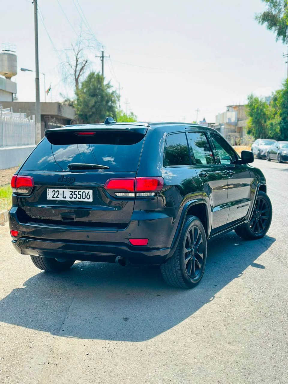JeepLAREDO2018 
جيب لاريدو 
موديل2018 
جملغ خلفي شبر بوند وشبر جملغ صبغ 
بدون دواغل 
مواصفات فول فول بس بدون فتحه 
سياره جاهز دينار مابي مسرف 
مكان سياره اربيل 
سعر 185
واتساب
فايبر
*********** اكر, نينوى
