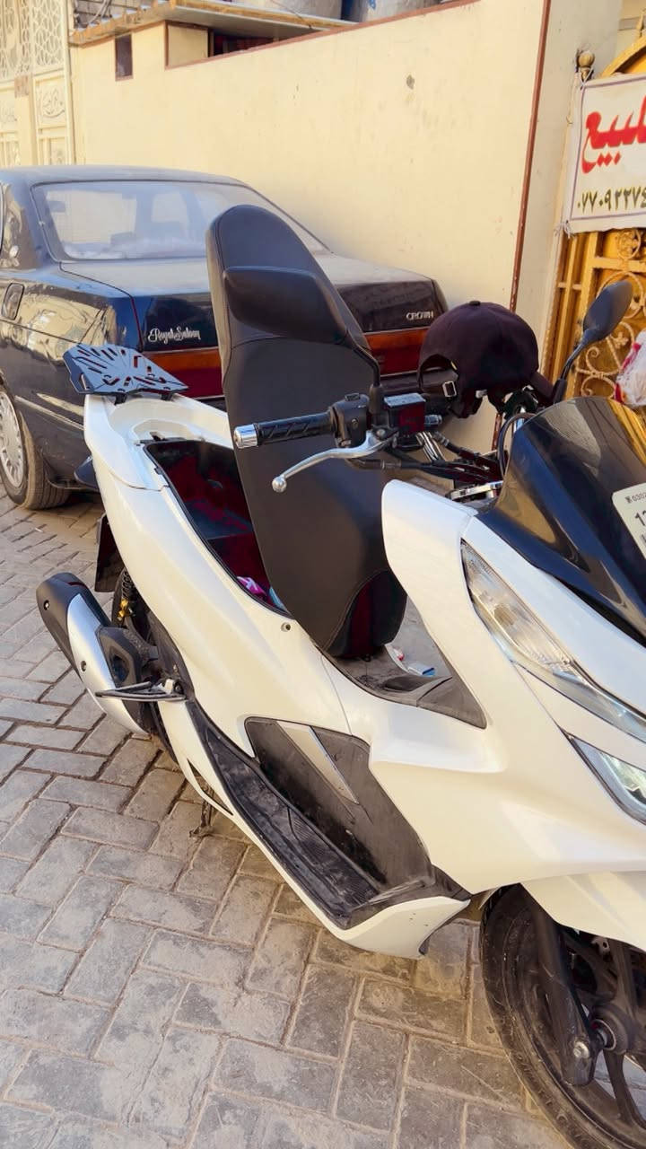 سلام عليكم بي سي اكس جيل ثالث بصمه ياباني jfدراجه نضيفه فول ماشيه ١٧ بحاله وكاله مثل ما موضح بالتصوير بغداد مدينه الصدر شارع الفلاح السعر 20 وبيها مجال قليل حك جيه ***********
