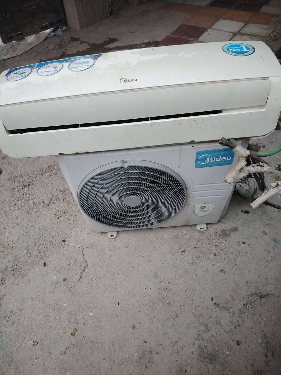 السلام عليكم سبلت ميديا 2طن بدون حار وبدون غاز سعره 350 ***********
