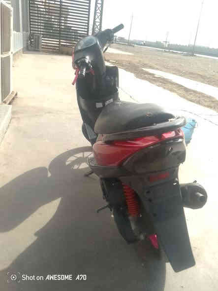 السلام عليكم 
دراجه ماكس عدله للبيع 
بوشه 55 شرط شلع ومعدل 
كلجات رياضي تشك الكاع 
كلشي شغال هندر وسلف نقص بس شخاطه 
كهربائيات كلها شغاله 
السعر 425 وبيها مجال قليل 
مكاني بغداد فلكه سلمان باك 
رقمي للتواصل *********** 
اسف عل اطاله
