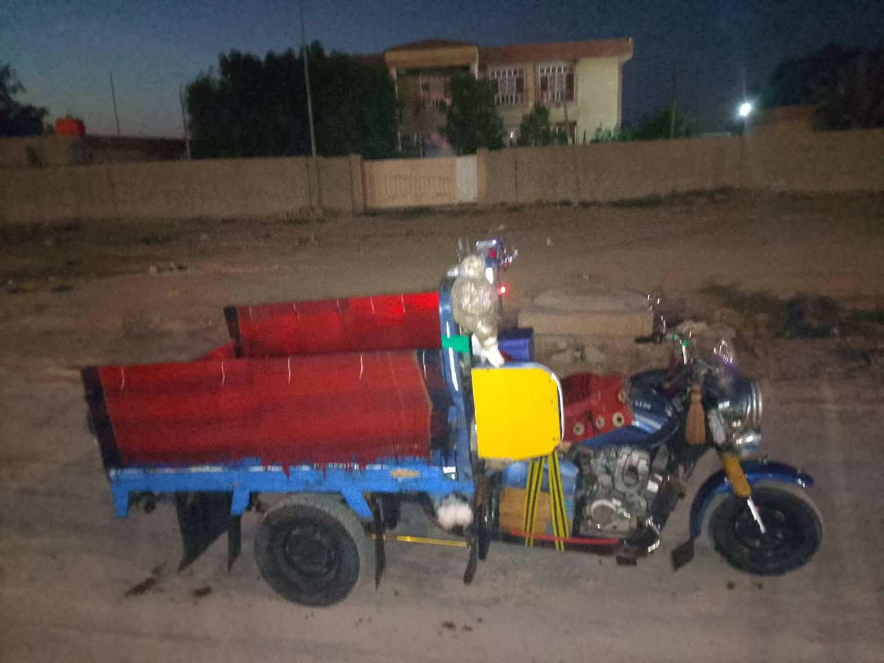 سلام عليكم  ستوتة للبيع اوراق اصولي مديل 20 السعر 1500 وبيها مجال  ***********
