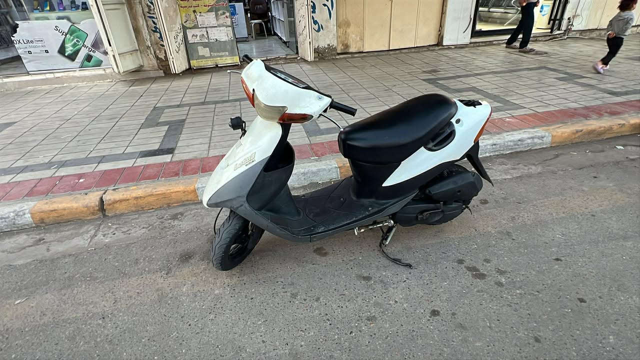 السلام عليكم
ذبانه سازوكي جنطه ما مفتوحه اوراق ما بيها نقص 250 وبيها مجال 
***********
