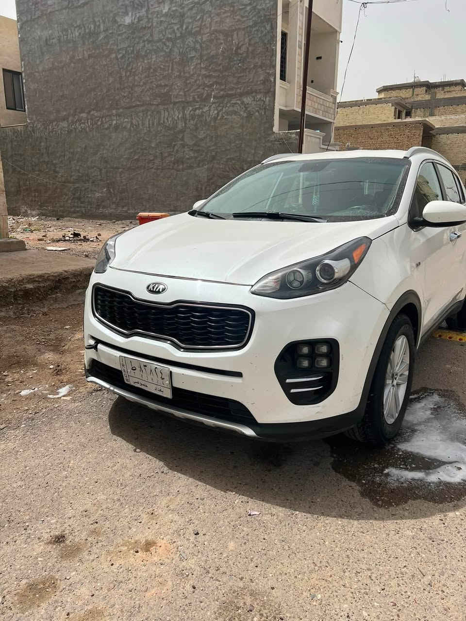 سلام عليكم كيا سبورتج موديل ٢٠١٧واردامريكي حادث فقط بنيد مبدل اصلي سياره بدون صبغ جاهزه من كلشي تخم تاير كير مكينه تبريد ثلج السعر ١٤٠ وبيها مجال او مرارس بجيب او جارجر 
***********
***********مكان السياره كربلاء و بغداد
