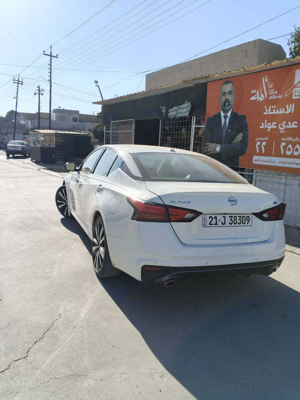 مكلف بل نشر 
نيسان التما موديل 21 sr
كلين شرط اي حادث ما بيها 
فول مواصفات 
اي تفاصيل للسوال 
اتصال على ***********
